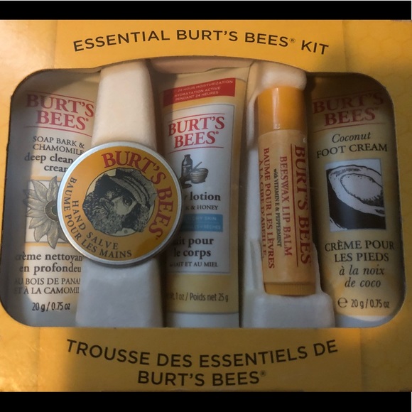 Essential Burt’s Bees Kit - Picture 3 of 3